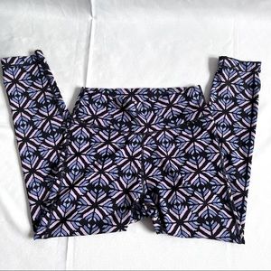 aerie Geo Print purple blue black cropped Leggings size S